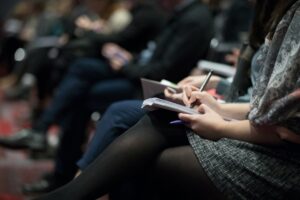 kennis opdoen buiten school om